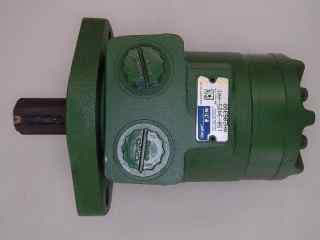 Hydraulic Motor for John Deere - Replaces OEM AH206399 product photo